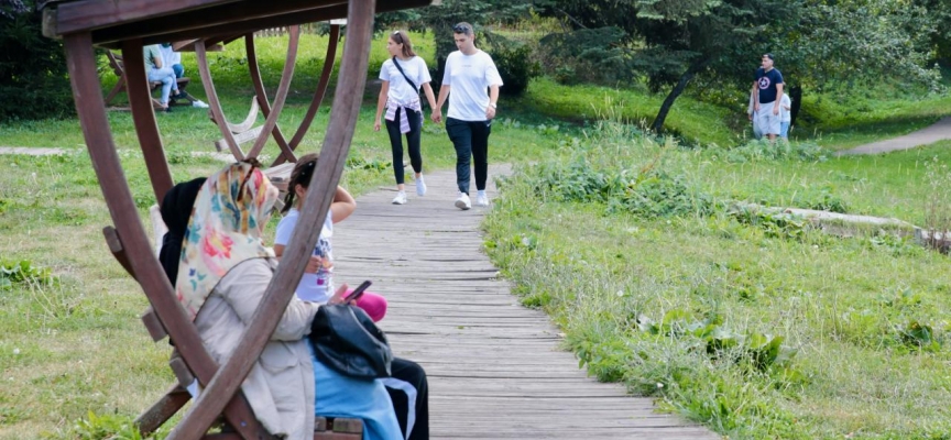 Bolu'da sıcak havadan bunalanlar doğayla iç içe vakit geçirdi