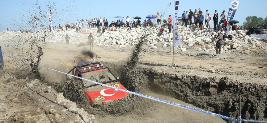 Off-Road tutkunları Ordu'da yarıştı