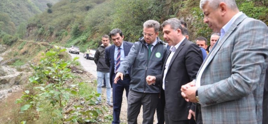 Giresun Valisi Ünlü, selden tahrip olan yollardaki çalışmaları inceledi