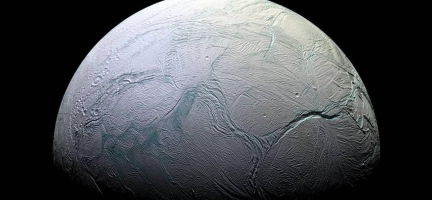 Dünya dışı yaşam arayışında hedef Satürn'ün Enceladus uydusu