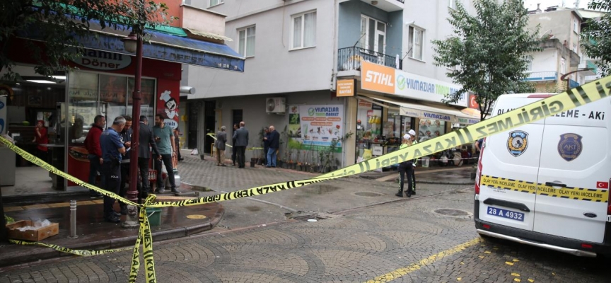 Giresun'da bir kişi boşanma aşamasındaki karısı ile 2 akrabasını silahla öldürdü