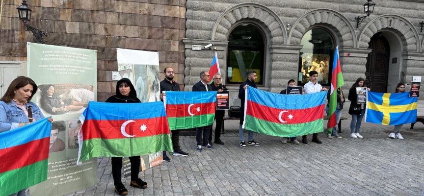 Stockholm'de Ermenistan'ın Azerbaycan'a saldırıları protesto edildi