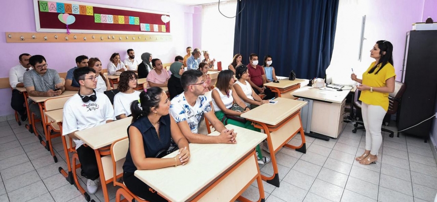 Aile Okulu Projesi kapsamında bir ayda 137 bin aileye eğitim verildi