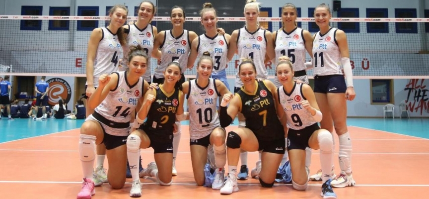 PTT Spor Kadın Voleybol Takımı namağlup Balkan şampiyonu