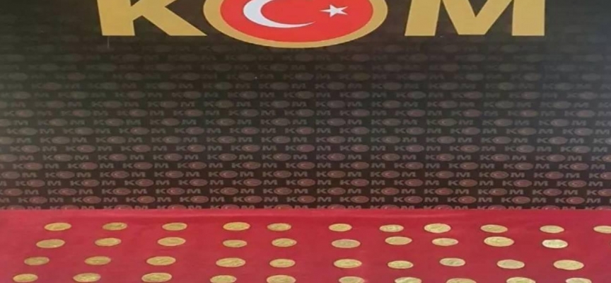 Bizans dönemine ait 55 adet sikke ele geçirildi