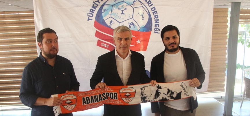 Adanaspor Önder Karaveli ile sözleşme imzaladı