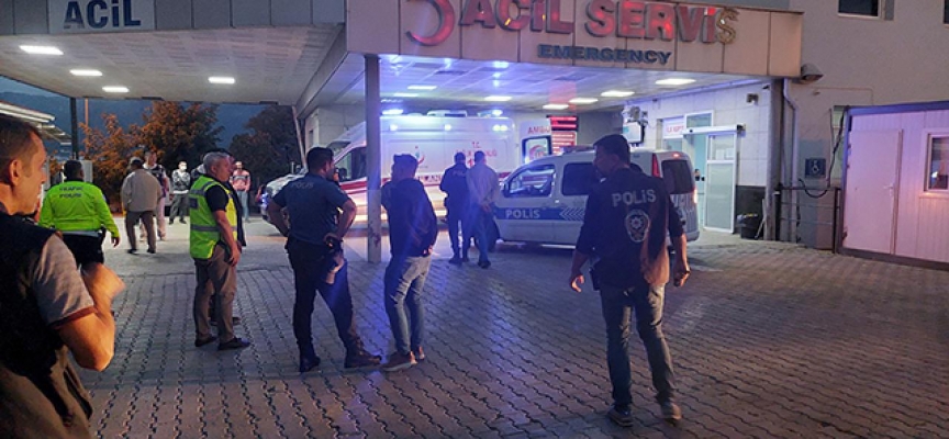 İzmir'de kalbinden bıçaklanan genç yaşamını yitirdi