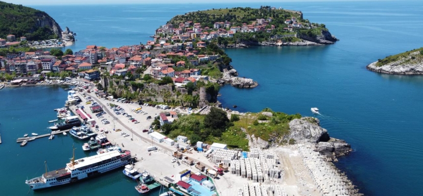 Turizm ilçesi Amasra 1 milyon ziyaretçi hedefini aştı