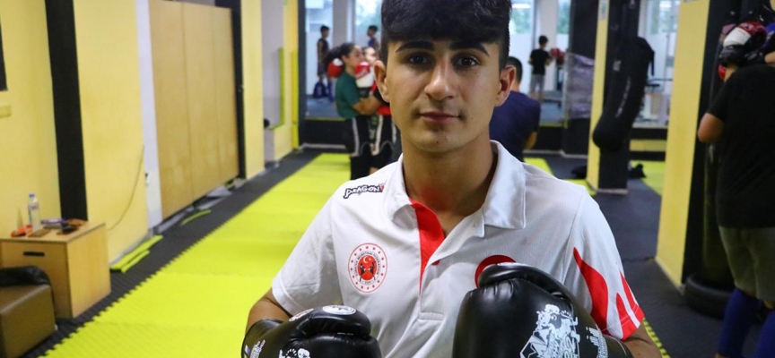 Muaythai sporcusu Cihan Doğu'nun hedefi dünya şampiyonluğu