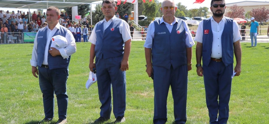 Er meydanındaki cazgırlar usta-çırak ilişkisiyle yetişiyor