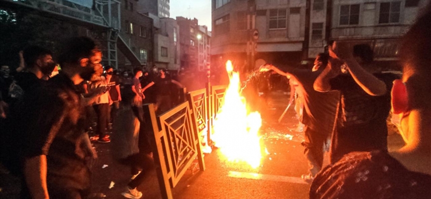 İran'daki protestolar 16. gününde