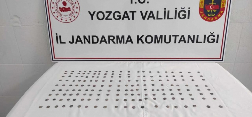 Yozgat'ta 176 sikke ele geçirildi