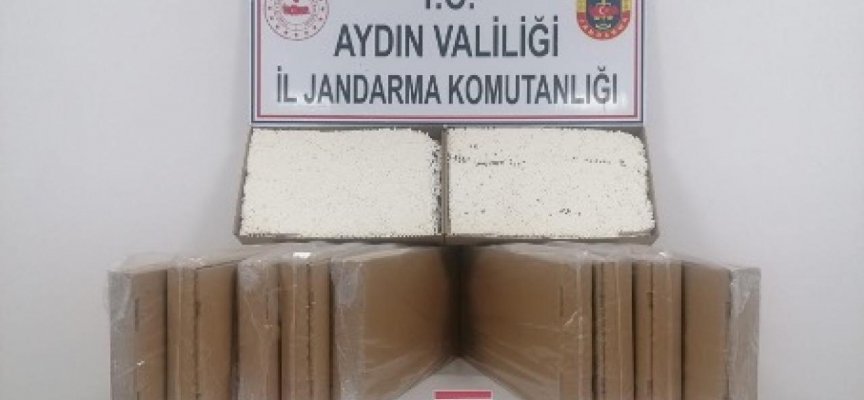 Aydın'da 40 gram metamfetamin ile kaçak sigara ele geçirildi