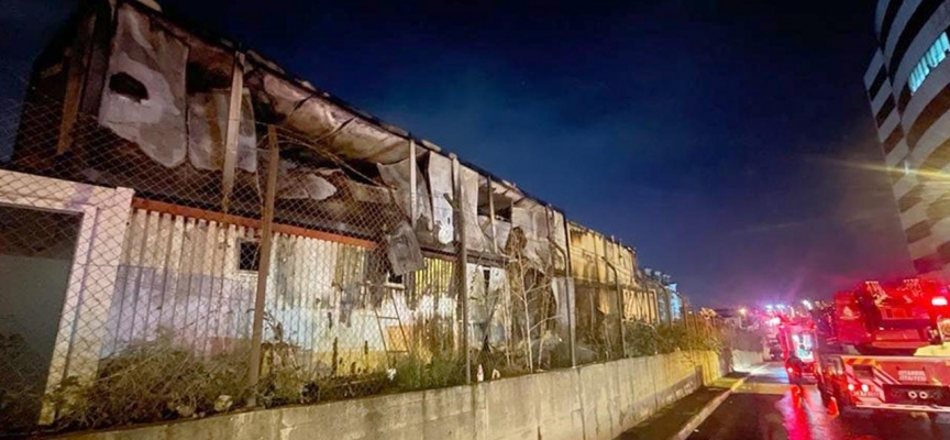 İstanbul'da işçilerin kaldığı konteynerlerde çıkan yangın söndürüldü