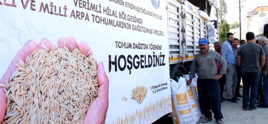 Mersin'de çiftçilere 43 ton yerli ve milli arpa tohumu dağıtımına başlandı