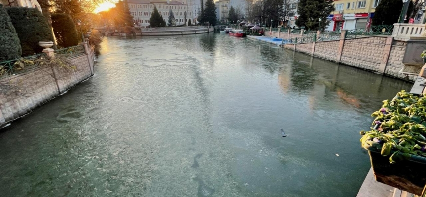 Porsuk Çayı'na düşen kişi kurtarıldı