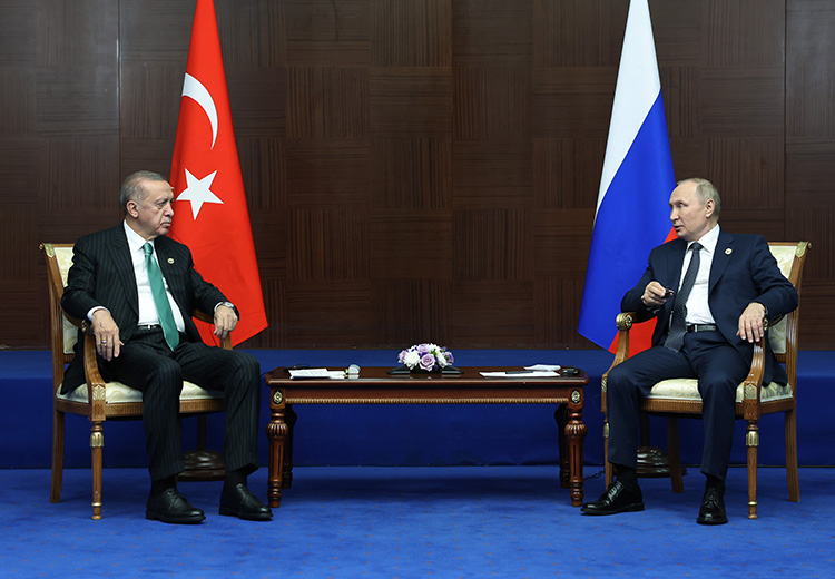 Putin:Türkiye’de doğal gaz dağıtım merkezini oluşturmaya hazırız