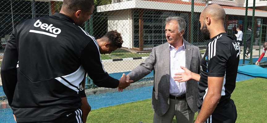 Beşiktaş'ta Ahmet Nur Çebi'den futbolculara destek