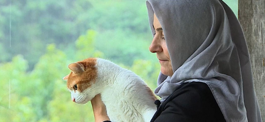 Dokuzuncu kattan düşen Paşa hayata tutundu