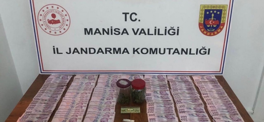 Manisa'da uyuşturucu operasyonu: 4 kişi yakalandı