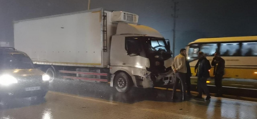 Bursa'da zincirleme trafik kazası: 5 yaralı