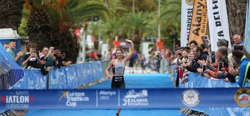 Uluslararası Alanya Triatlon Yarışları'nın 31.'si Avrupa Kupası'yla sona erdi