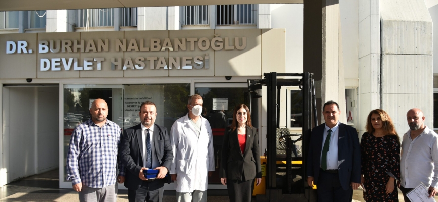 Dr. Burhan Nalbantoğlu Devlet Hastanesi’ne forklift bağışlandı