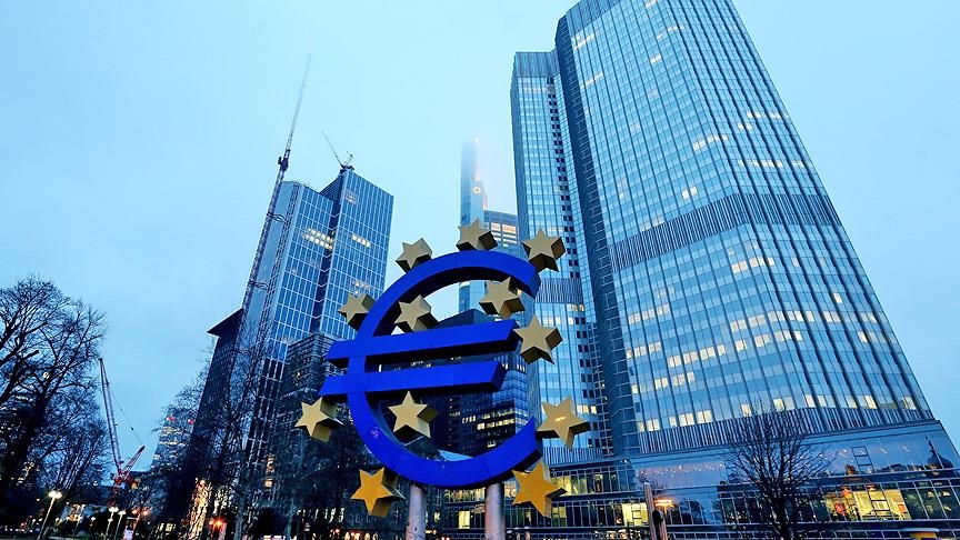 Euro Bölgesi’nde yıllık enflasyon yüzde 9,9’a yükselerek rekor kırdı