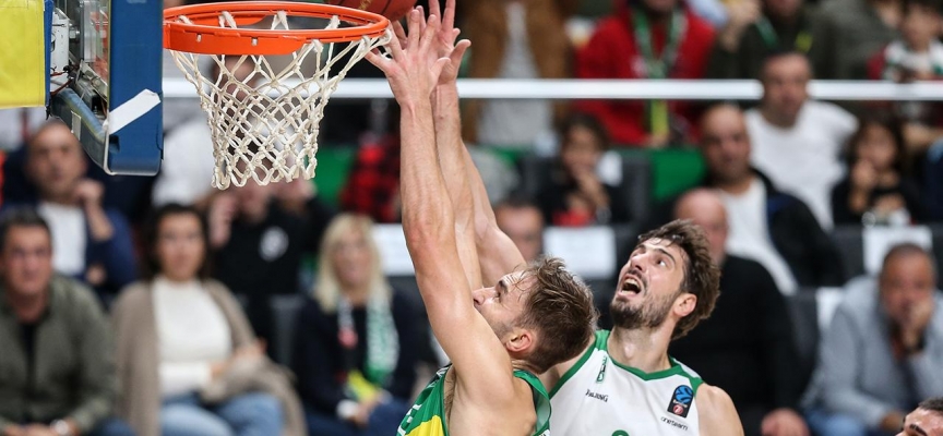 Frutti Extra Bursaspor, Joventut Badalona'yı geçti