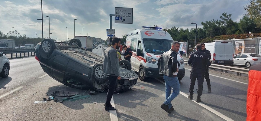 Otomobil takla attı, E-5 Karayolu trafiğe kapandı