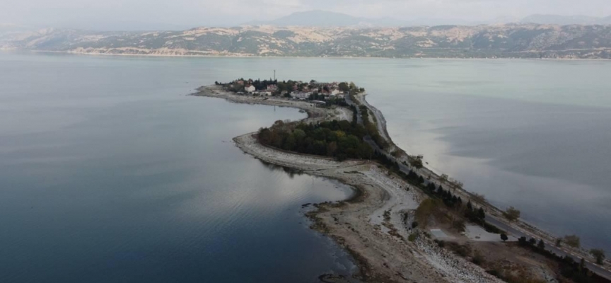 Eğirdir Gölü'nde su seviyesi 8 santimetre düştü