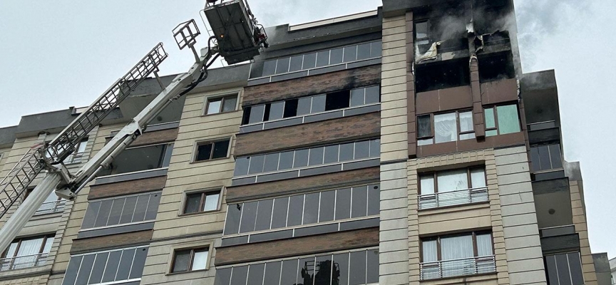 Trabzon'da apartmanda yangın: 3 kişi dumandan etkilendi