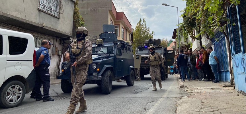 Gasp ihbarı yapılan eve giden polislere silahlı saldırı