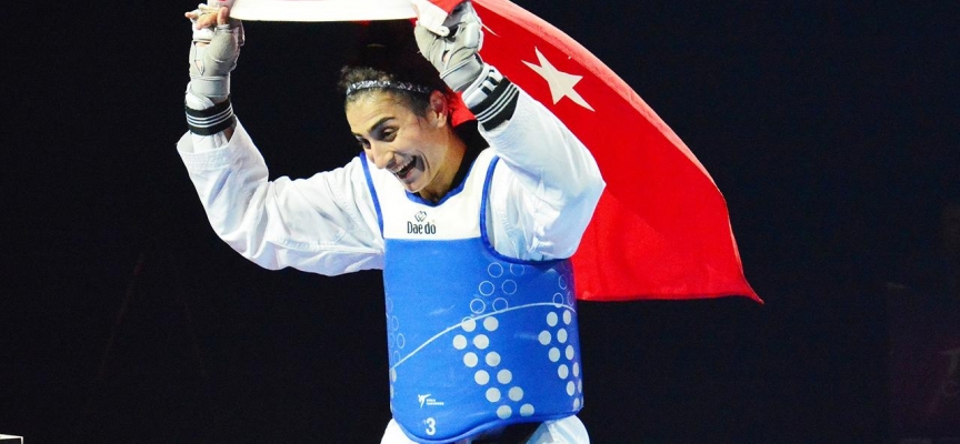 Milli sporcu Hatice Kübra İlgün'den bronz madalya