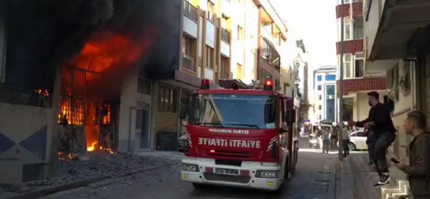 İstanbul'da iş yerinde yangın: Söndürme çalışmaları sürüyor