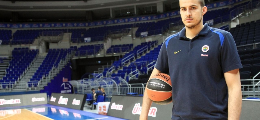 Fenerbahçe Bekolu Bjelica 1 ay forma giyemeyecek