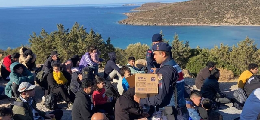 İzmir'de 107 düzensiz göçmen yakalandı