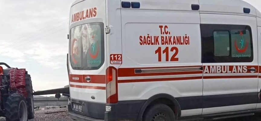 Siirt'te devrilen traktördeki 2 kişi yaralandı