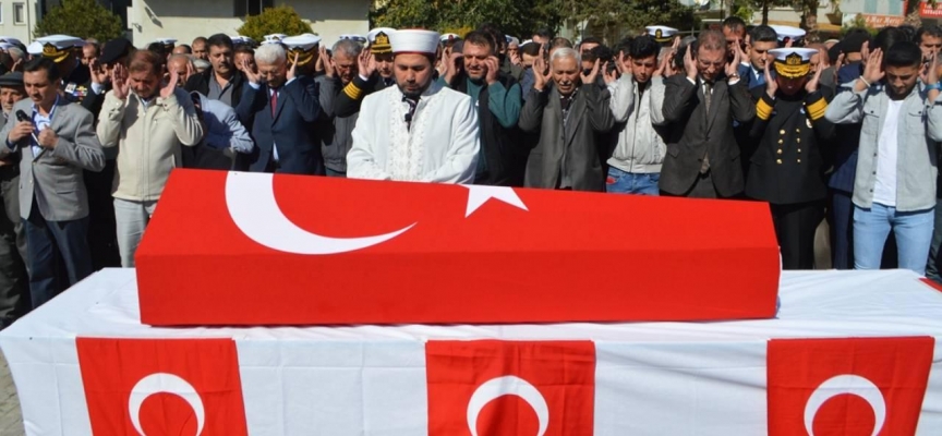 Trafik kazasında ölen uzman çavuşun naaşı, Afyonkarahisar'da defnedildi