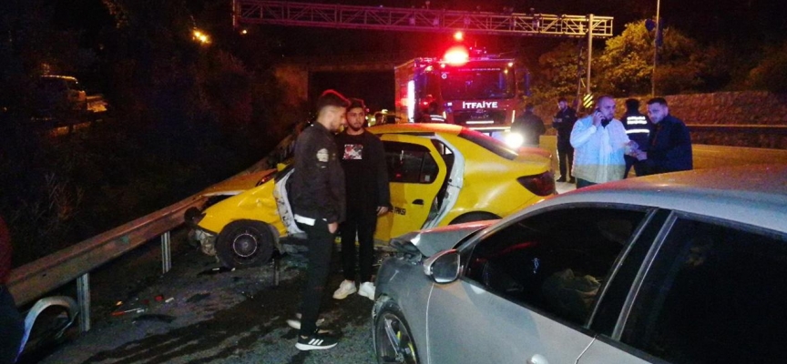 Kocaeli'de otomobille taksi çarpıştı: 5 yaralı