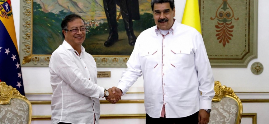 Venezuela Devlet Başkanı Maduro, Kolombiya Cumhurbaşkanı Petro ile bir araya geldi