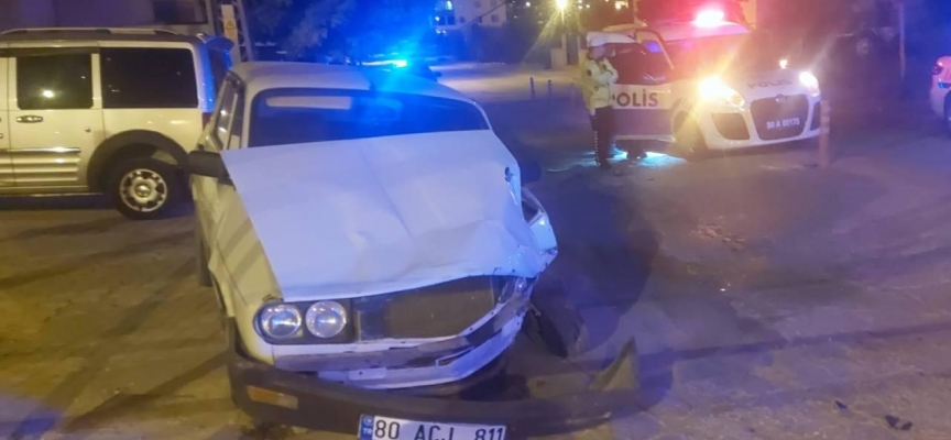 Osmaniye'de otomobille polis aracı çarpıştı: 3 yaralı