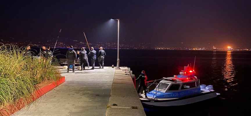 Balık tutmak isterken denize düştü, itfaiye kurtardı