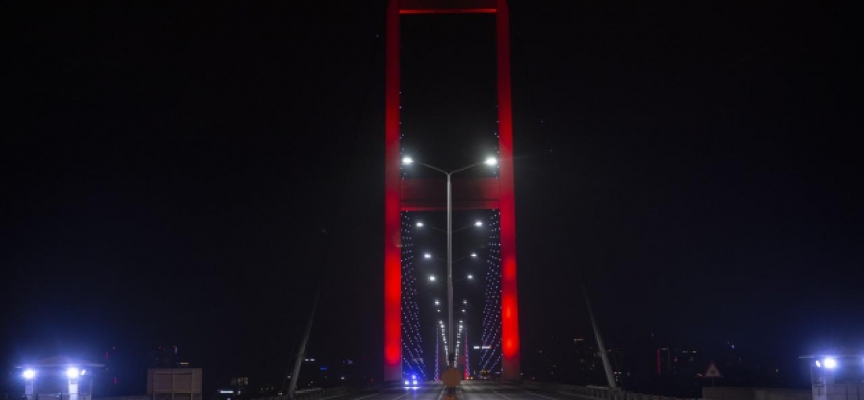 İstanbul'da bazı yollar trafiği kapatıldı