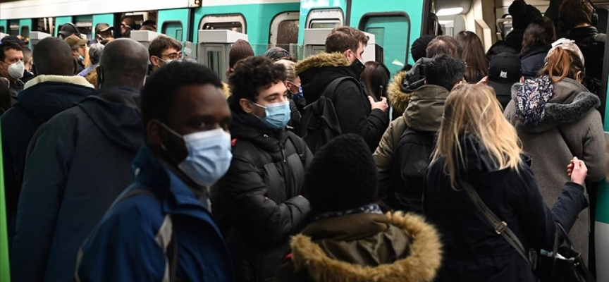 Paris'te grevler nedeniyle perşembe toplu taşımada "kara gün" olabilir