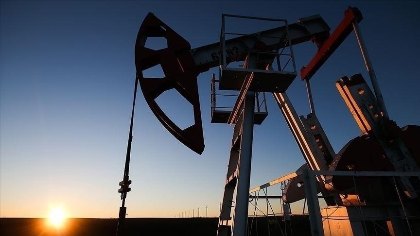 Brent petrolün varil fiyatı 95,50 dolardan işlem görüyor