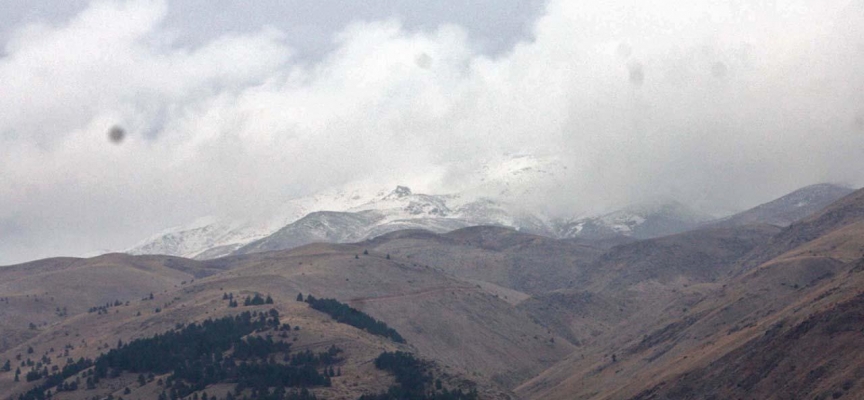 Adıyaman'ın yüksek kesimlerine kar yağdı