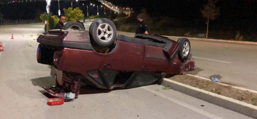 Elazığ’da otomobil takla attı: 3 yaralı