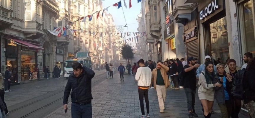 İstiklal Caddesi'nde patlama: Ölü ve yaralılar var