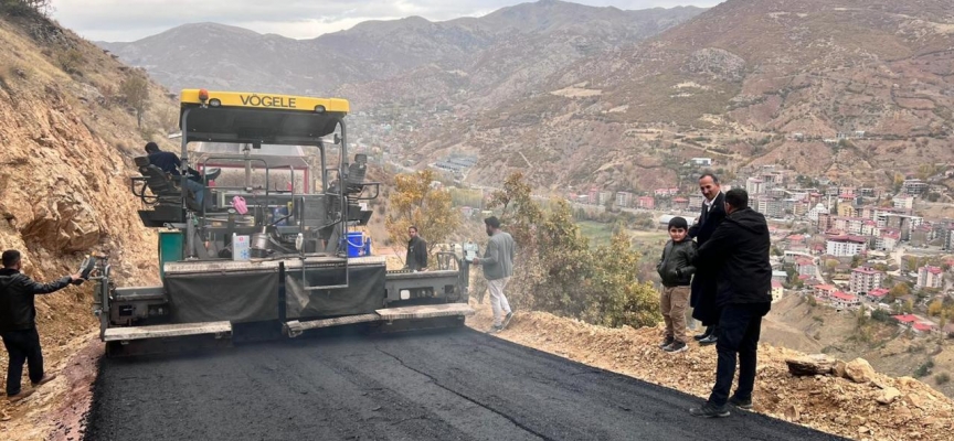 Şemdinli Seyir Tepesi yolu asfaltlandı